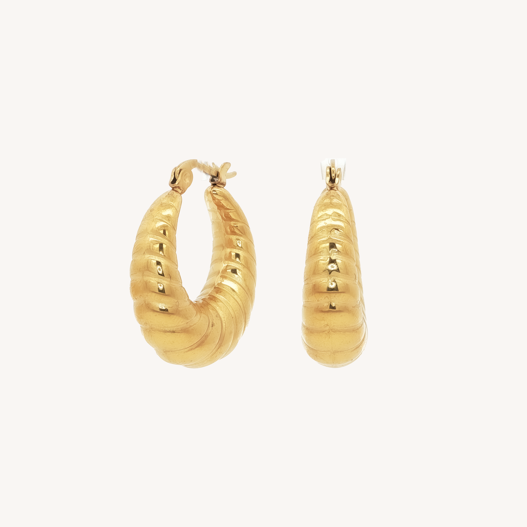 Croissant earrings gold