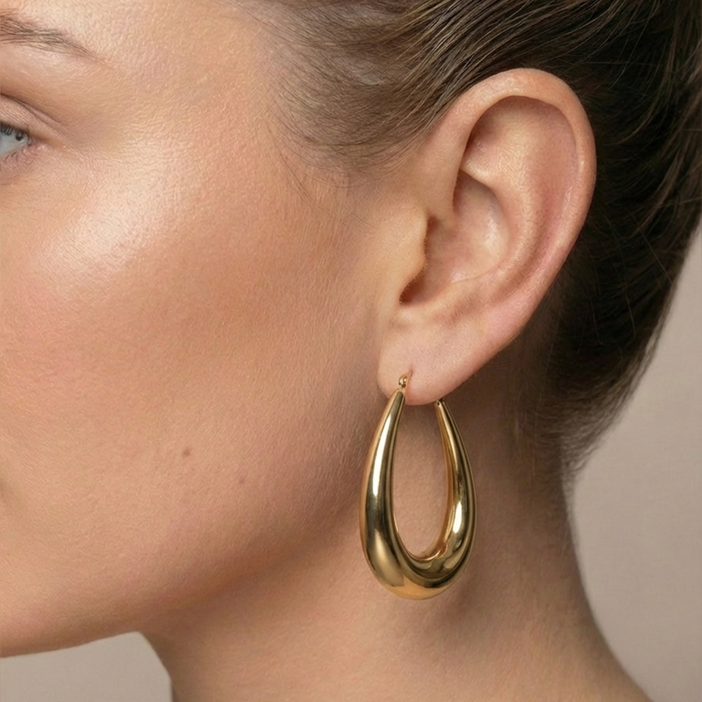 Oval bulb earrings gold