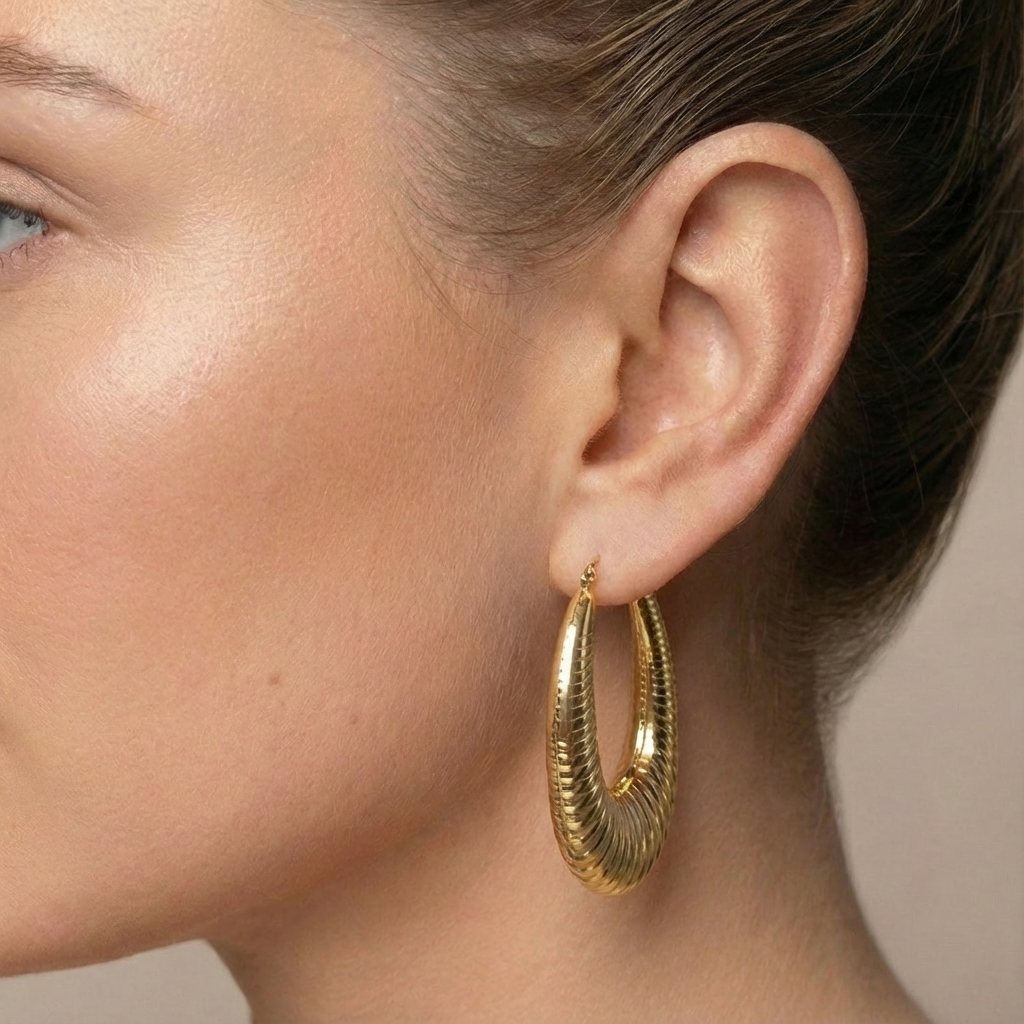 Oval striped hoops gold