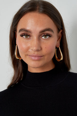 Asymmetrical earrings - Gold color