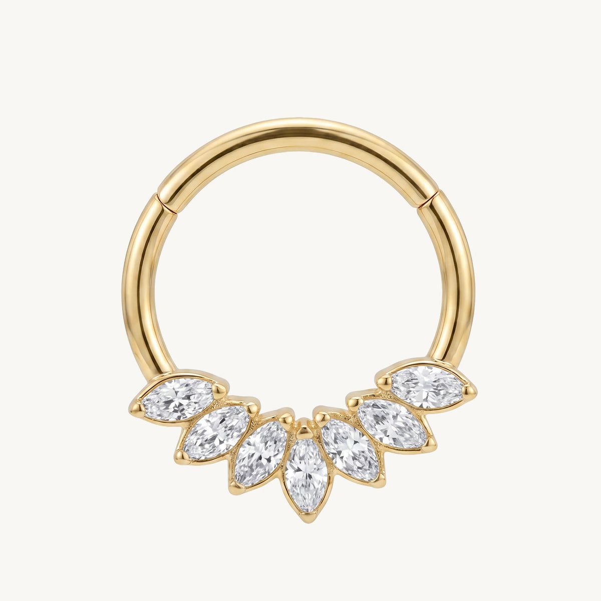 Queen chain gold