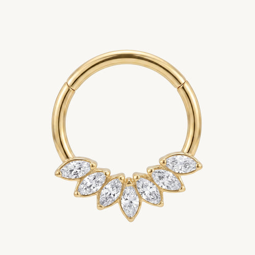 Queen chain gold