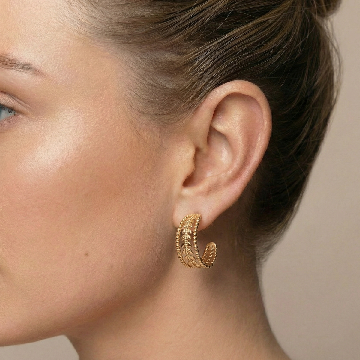 Triple embelished hoops gold