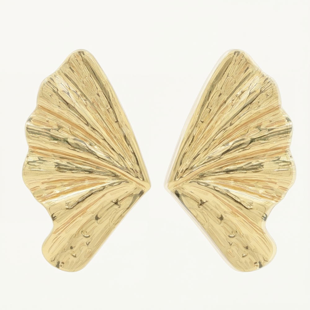 Wing earrings gold