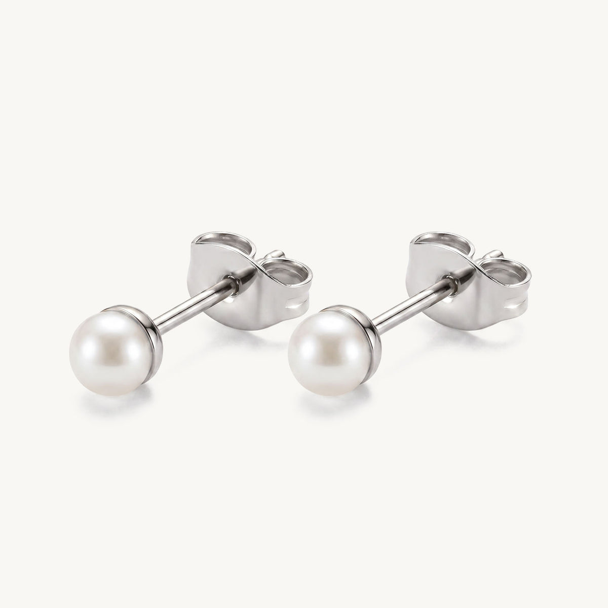 Pearl stud