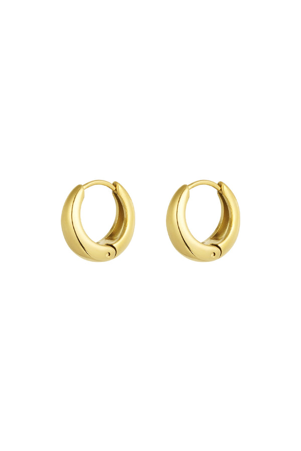 Medium basic hoop earrings Gold