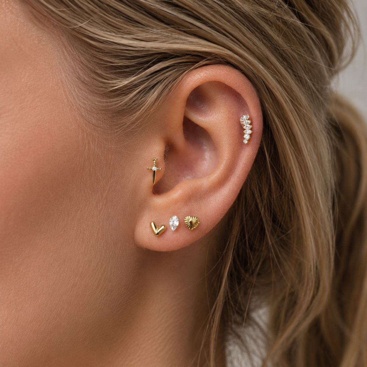 Een piercingbehandeling bij Stud Society
