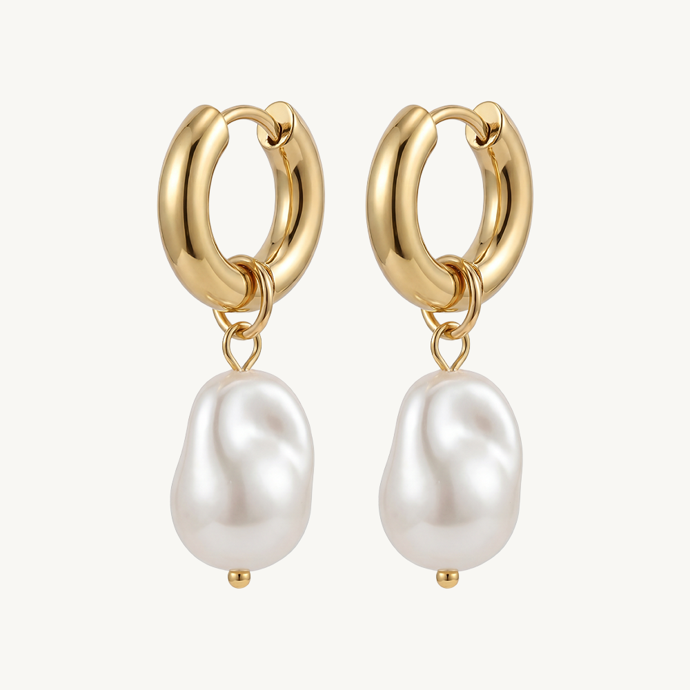 Pearl earrings gold