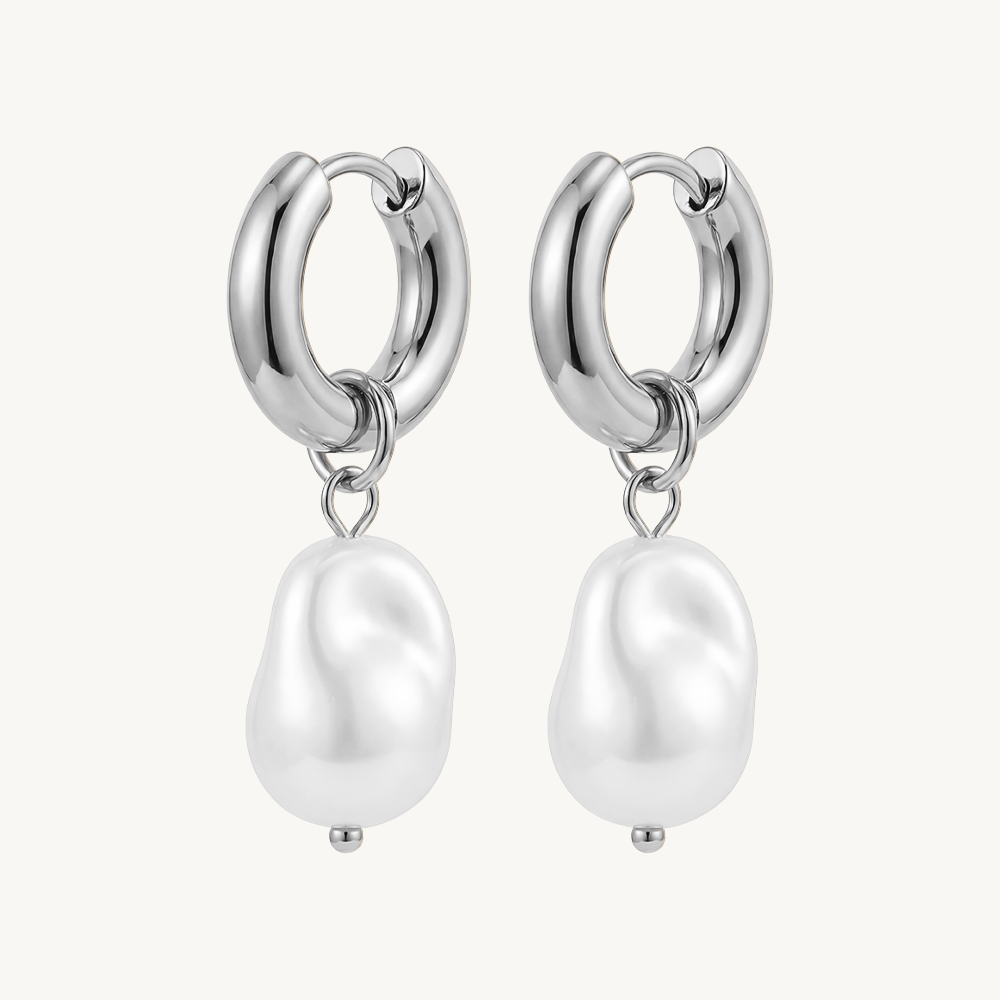 Pearl earrings silver