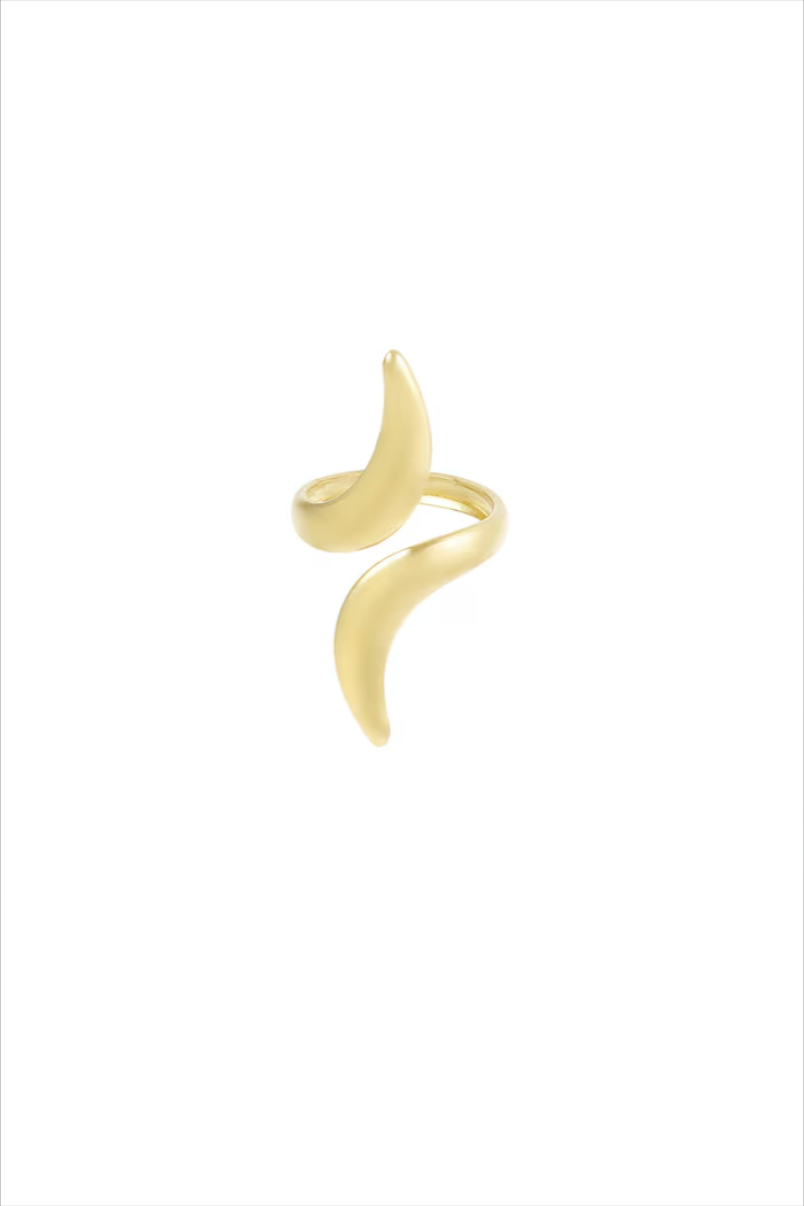 Elegant Swirl ring - Gold color