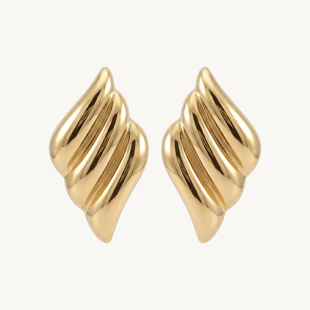 Diamond earrings gold