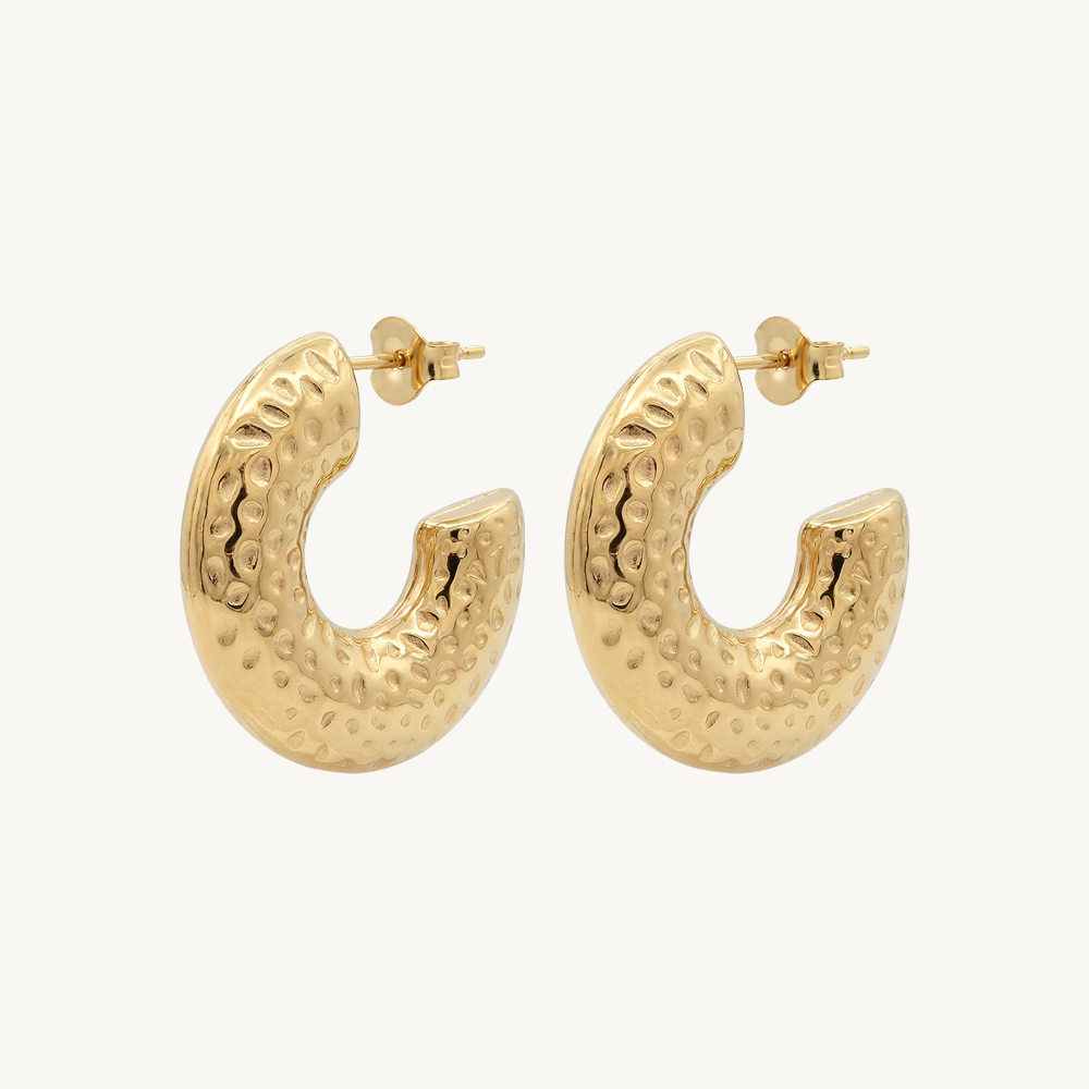 Hammered round hoops gold